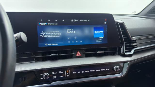 Used 2025 Kia Sportage SX FWD image 32