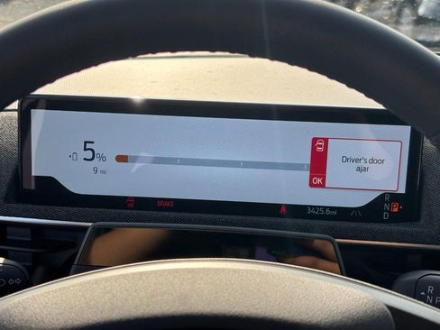 Used 2025 Ford Mustang Mach-E Premium image 21