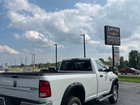 Used 2016 RAM 2500 Tradesman w/ Chrome Appearance Group AWD/4WD image 16