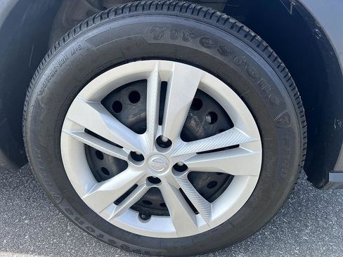 Certified 2021 Nissan Kicks S image 12