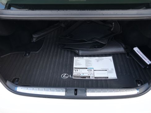 Used 2024 Lexus LS 500 F Sport image 36