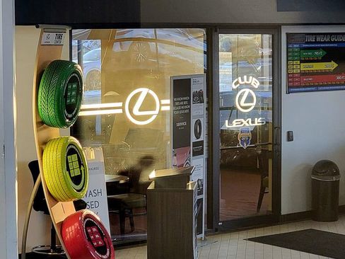 Used 2018 Lexus NX 300 F Sport w/ F Sport Premium Package image 13