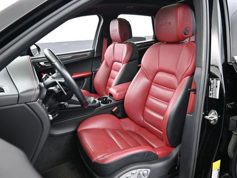 Certified 2023 Porsche Macan GTS AWD/4WD image 5