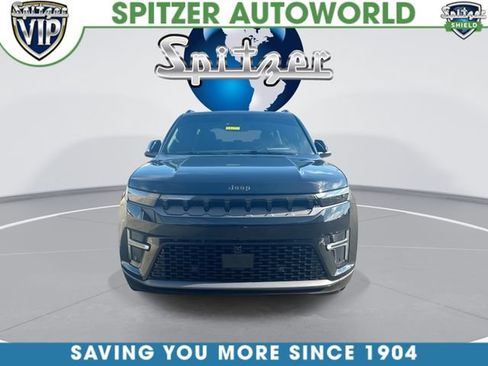 Used 2026 Jeep Grand Wagoneer Limited AWD/4WD image 3