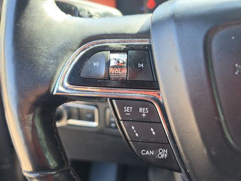 Used 2021 Lincoln Navigator Reserve w/ Luxury Package AWD/4WD image 13