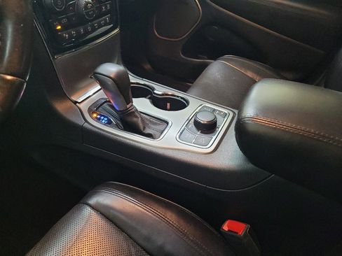 Used 2019 Jeep Grand Cherokee High Altitude AWD/4WD image 26