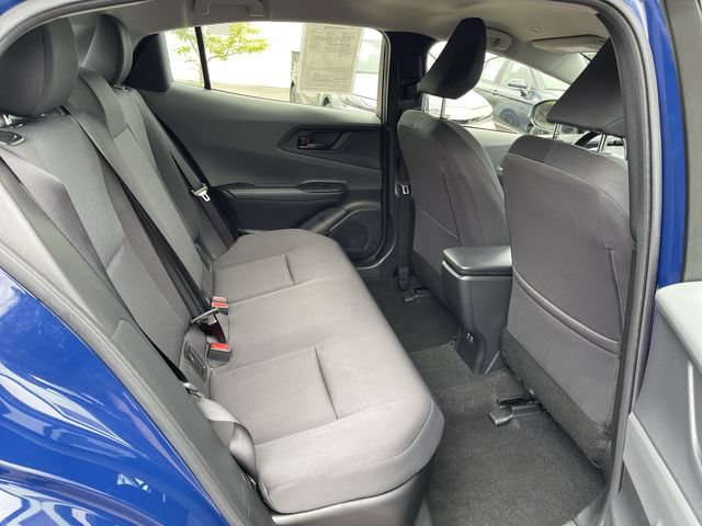 Used 2024 Toyota Prius LE FWD image 21