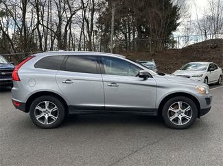 Used 2013 Volvo XC60 T6 video 3