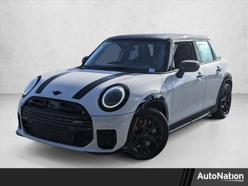 New 2026 MINI Cooper S image 1