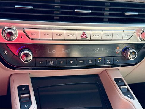 Used 2021 Kia Telluride EX w/ EX Premium Package image 16