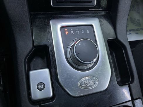 Used 2016 Land Rover LR4 HSE LUX image 25