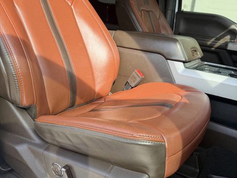 Used 2019 Ford F250 King Ranch w/ King Ranch Ultimate Package AWD/4WD image 12