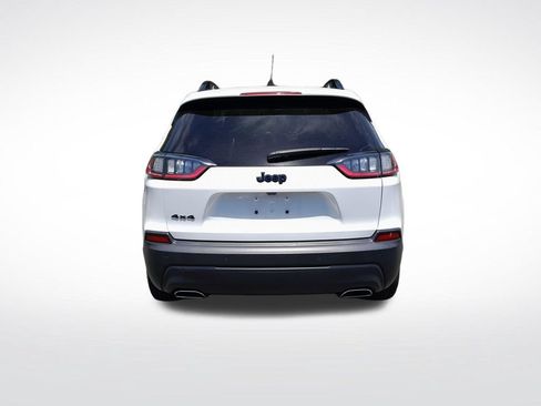 Used 2019 Jeep Cherokee Latitude Plus AWD/4WD image 7