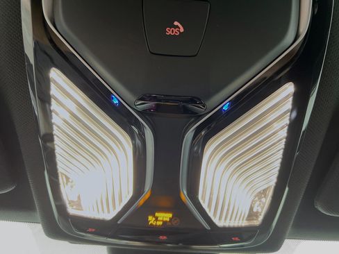 Used 2024 BMW 840i Coupe image 21