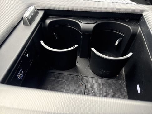 Used 2024 Hyundai Palisade Calligraphy image 52