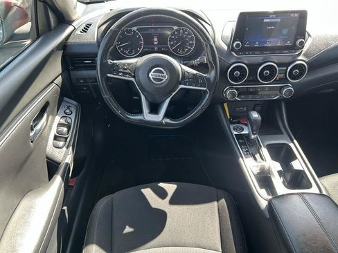 Used 2022 Nissan Sentra SV FWD image 9