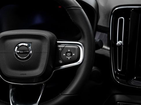 Used 2023 Volvo C40 P8 Recharge Ultimate image 24