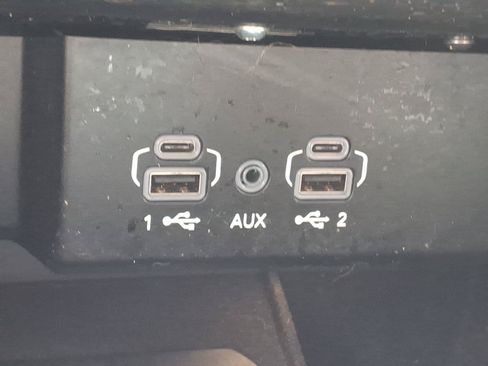 Used 2022 Jeep Wagoneer Series II AWD/4WD image 18