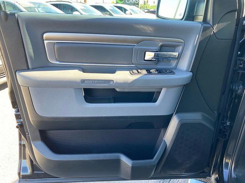 Used 2016 RAM 1500 Big Horn image 9