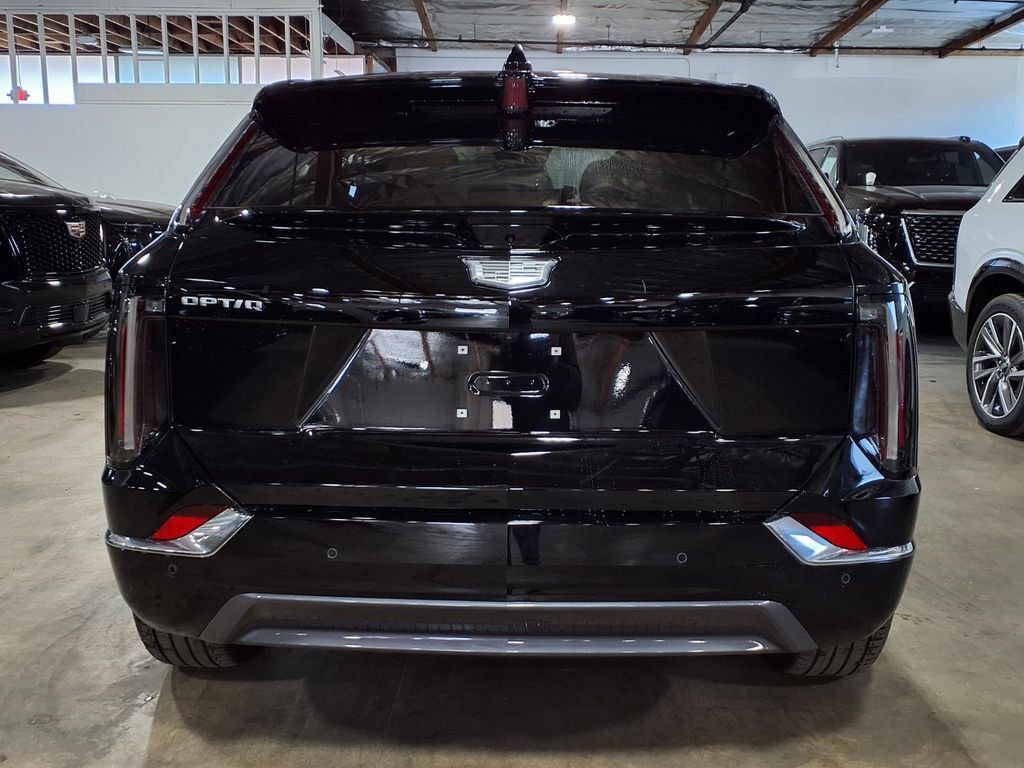 New 2027 Cadillac Optiq Luxury RWD image 7