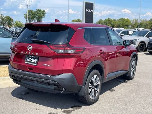 Used 2021 Nissan Rogue SV AWD/4WD image 7