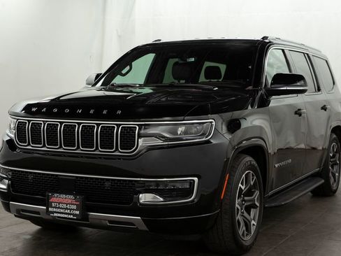 Used 2024 Jeep Wagoneer Series III image 5