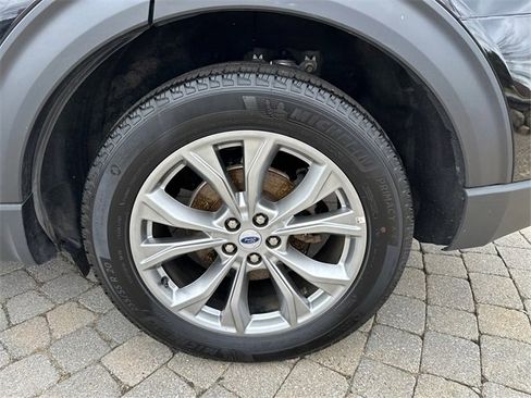 Certified 2023 Ford Explorer Limited w/ Equipment Group 301A image 14