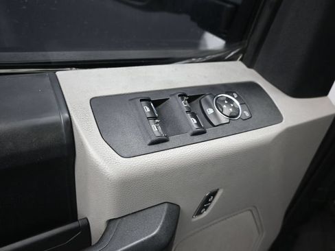 Used 2019 Ford F250 XL w/ Power Equipment Group AWD/4WD image 19