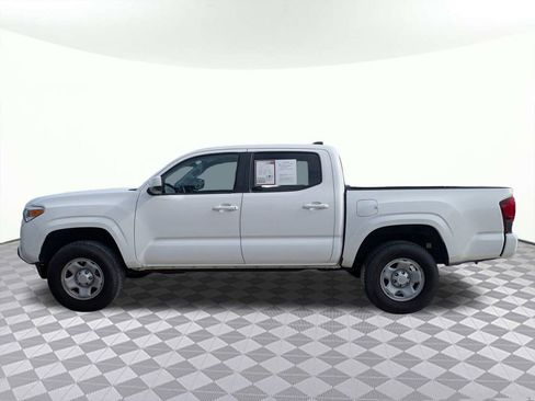 Used 2020 Toyota Tacoma SR image 6