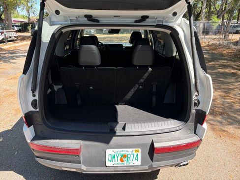 Used 2025 Hyundai Santa Fe SEL image 31