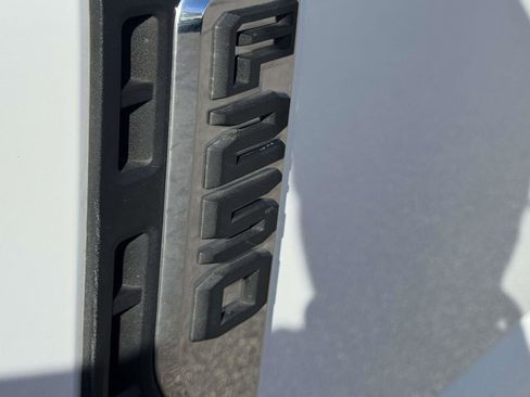 Used 2025 Ford F250 XLT image 7