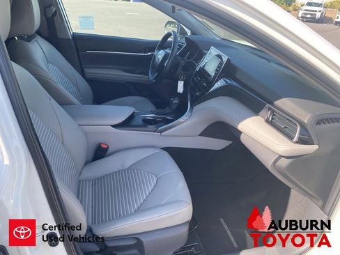 Certified 2021 Toyota Camry SE w/ Blackout Package (TMS) FWD image 13