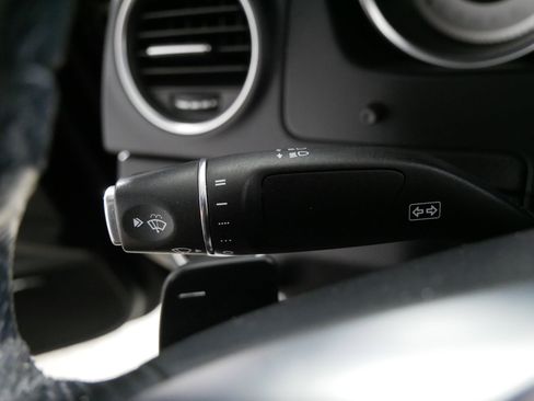 Used 2014 Mercedes-Benz C 250 Coupe image 31