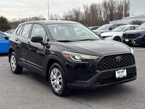 Used 2023 Toyota Corolla Cross L image 26