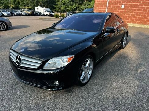 Used 2010 Mercedes-Benz CL 550 4MATIC image 1