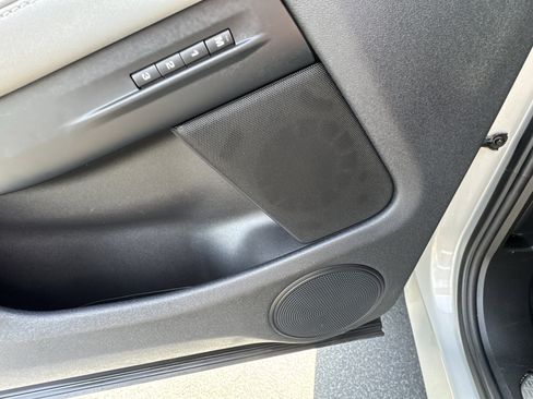 Used 2020 Land Rover Range Rover Evoque First Edition image 25