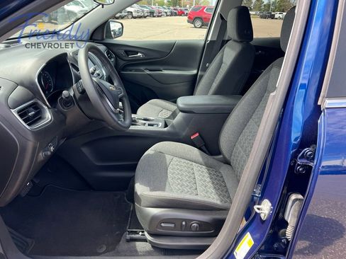Used 2022 Chevrolet Equinox LT AWD/4WD image 13