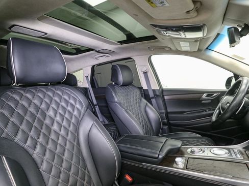 Used 2022 Genesis GV80 3.5T Prestige Signature w/ Winter Weather Package image 19