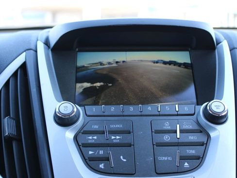 Used 2015 GMC Terrain SLE image 43