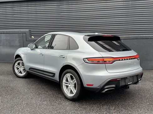 Certified 2025 Porsche Macan image 8
