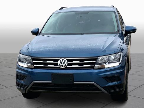 Used 2020 Volkswagen Tiguan S image 4