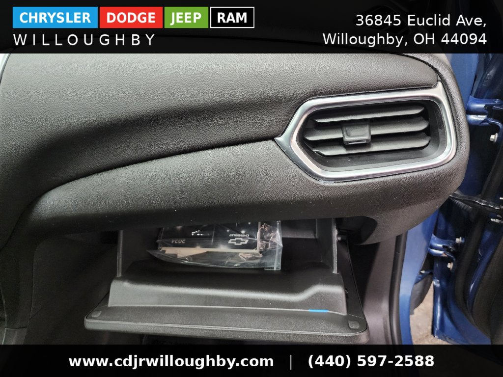 Used 2024 Chevrolet Equinox LT AWD/4WD image 36