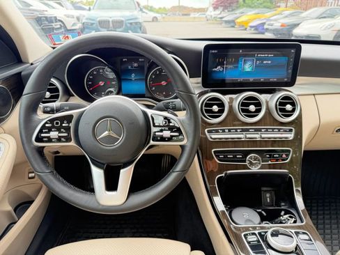 Used 2020 Mercedes-Benz C 300 4MATIC Sedan image 19