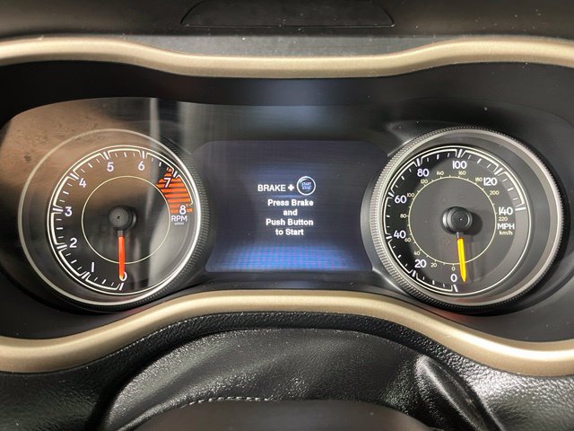Used 2017 Jeep Cherokee Limited w/ Luxury Group AWD/4WD image 22