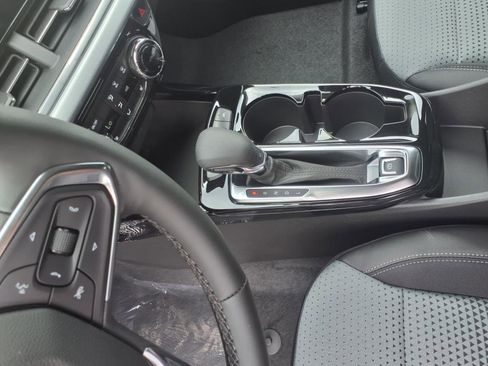 New 2025 Chevrolet Trax LT w/ Driver Confidence Package image 9