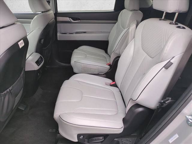 Used 2025 Hyundai Palisade SEL AWD/4WD image 18