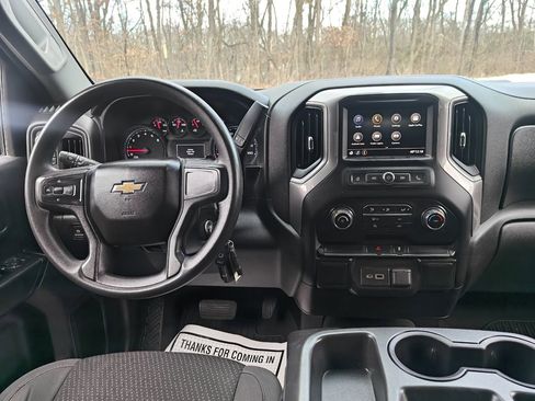 Used 2021 Chevrolet Silverado 2500 Custom image 18