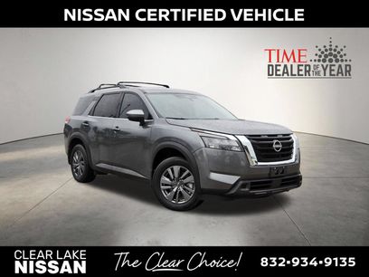 Certified 2025 Nissan Pathfinder SV