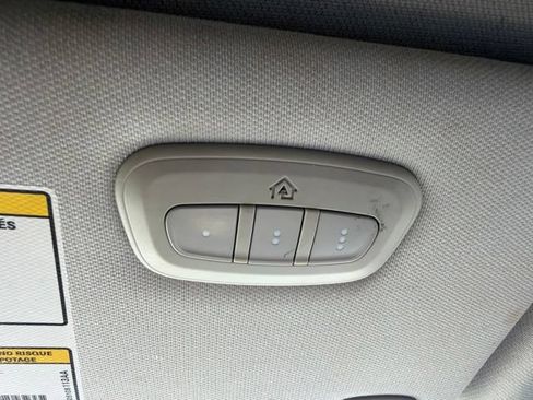 Used 2020 Jeep Cherokee Limited FWD image 37