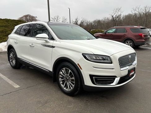 Used 2020 Lincoln Nautilus Reserve image 7